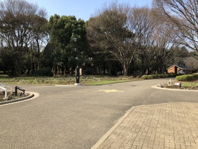 渋谷門への交差点